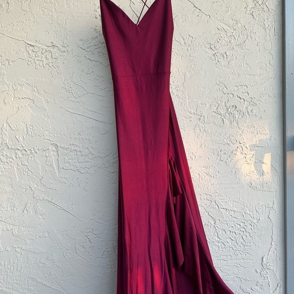 Windsor Red Spaghetti Strap Bodycon Dress - Picture 3 of 5